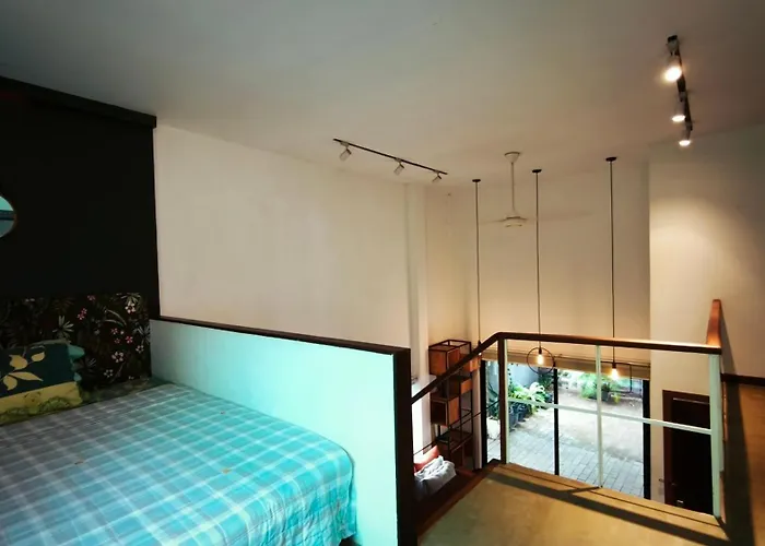 Cozy & Spacious 2br Private House