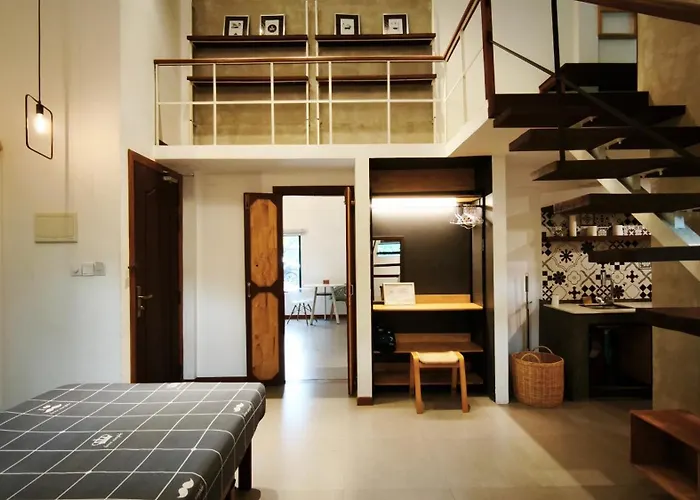Cozy & Spacious 2br Private House *