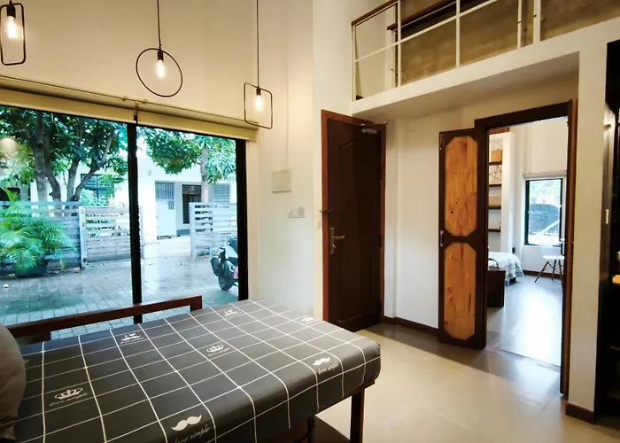 Cozy & Spacious 2br Private House *